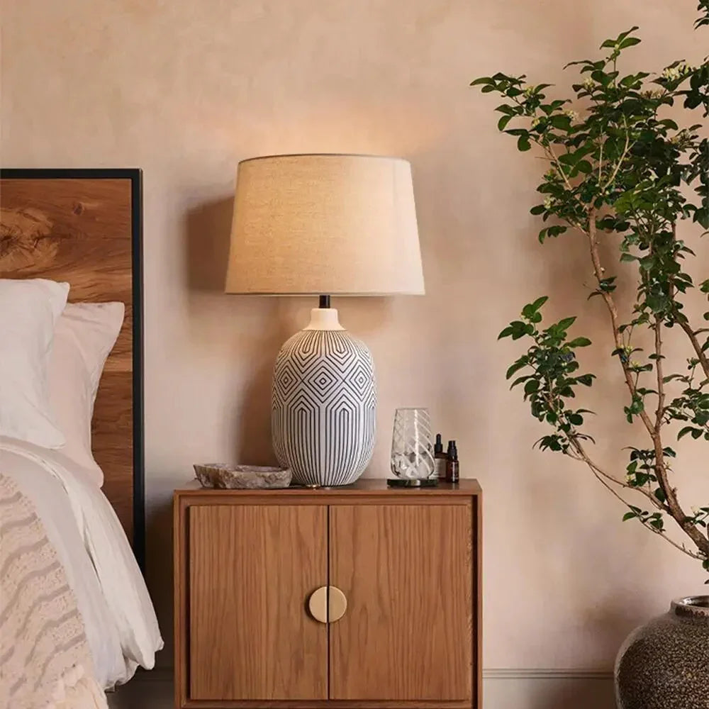 Ceramica | Elegant Modern Ceramic Bedside Table Lamp for Cozy Atmosphere 1