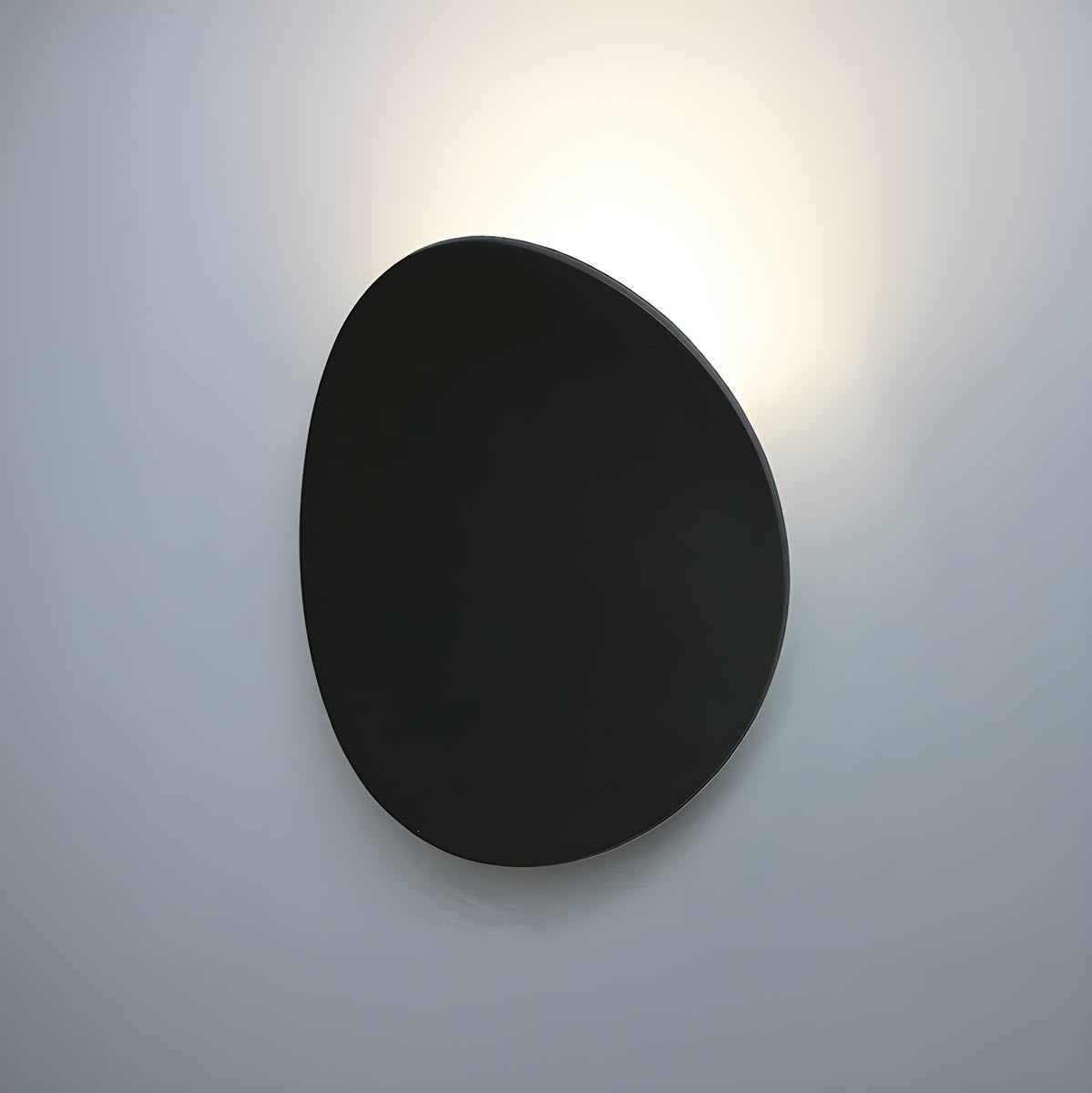 DUSK Minimalist Wall Light Sconce in Aluminum with Warm White LED Illumination - Styyler