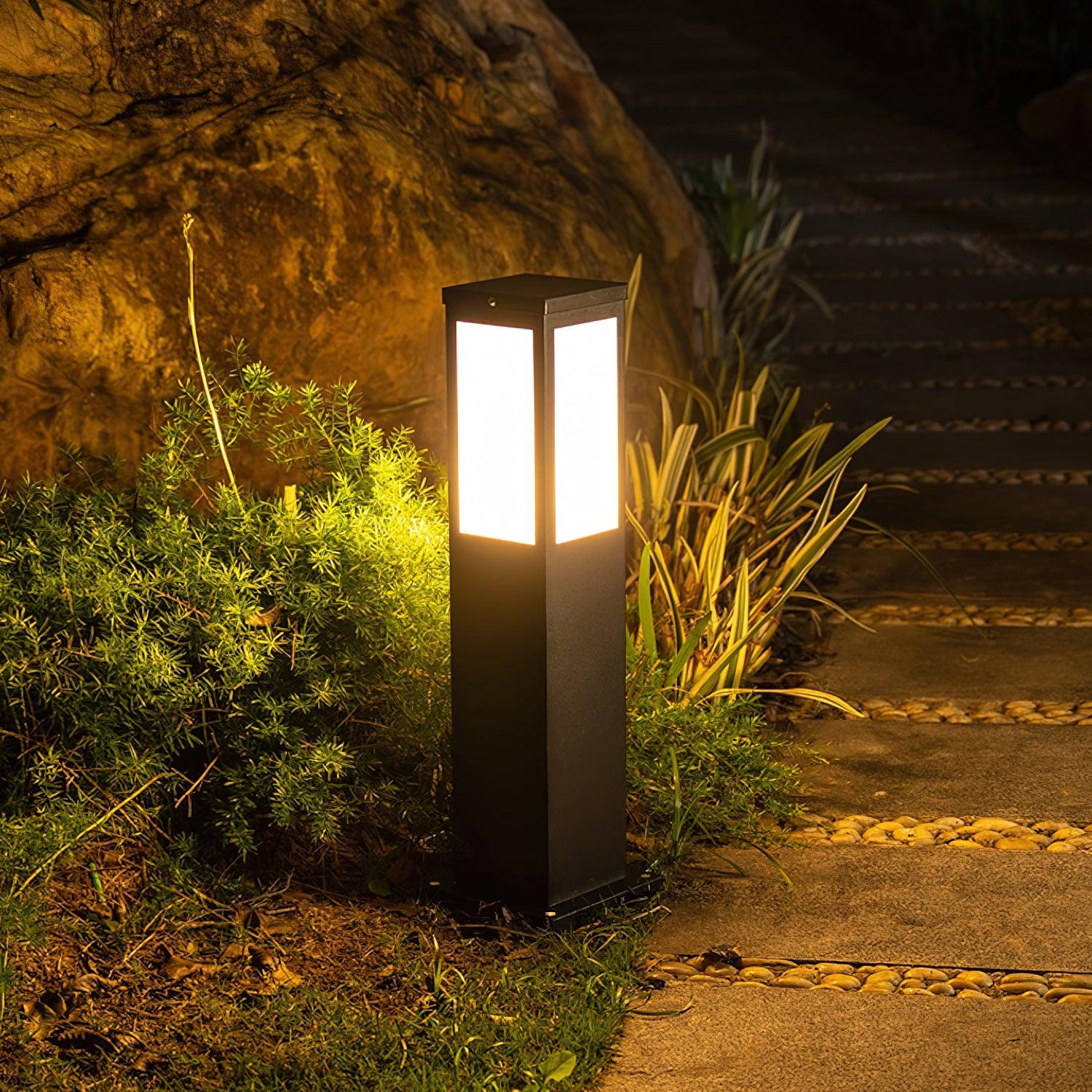 Luminara | Elegant Modern Aluminum Outdoor LED Garden Light 6
