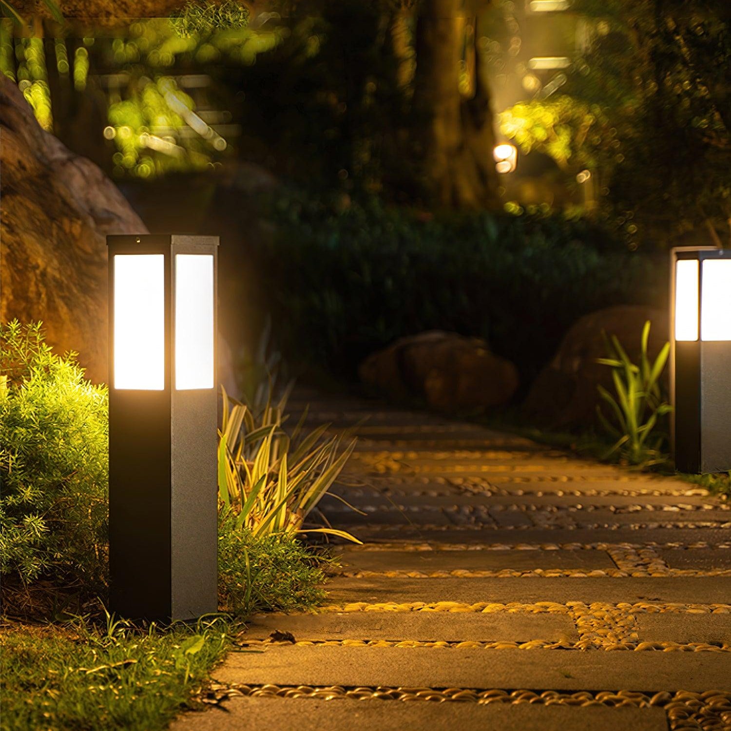 Luminara | Elegant Modern Aluminum Outdoor LED Garden Light 7