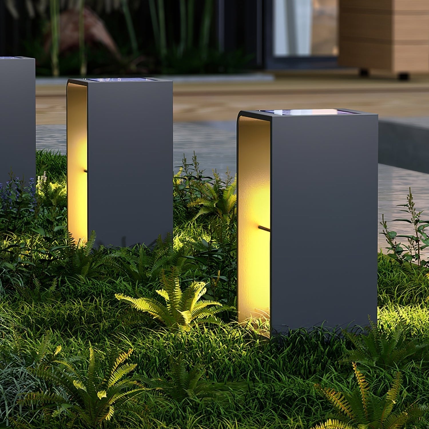 Luminara | Elegant Weather-Resistant Solar Garden Light for Outdoor Use 3
