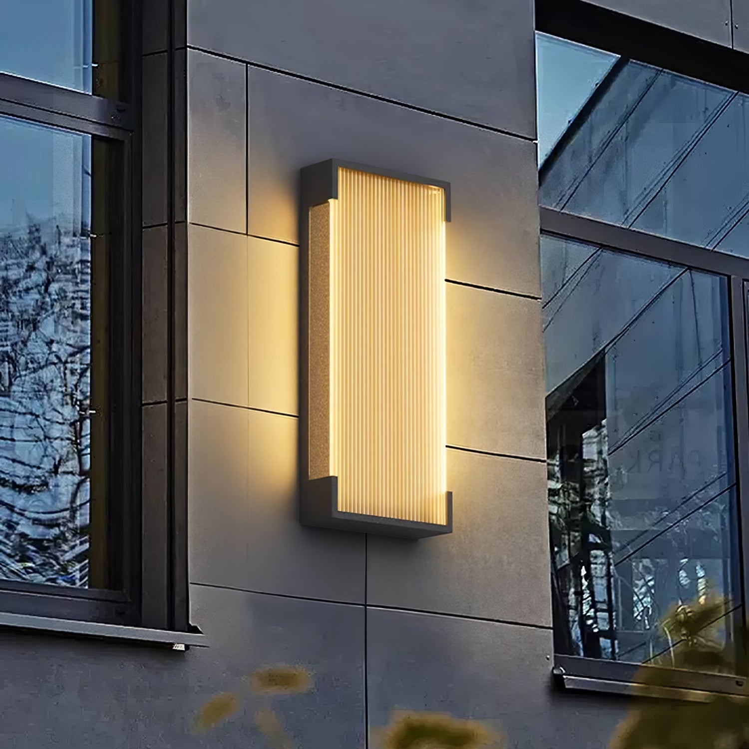 Luminara | Modern Elegant Solar Outdoor Wall Lantern Light Fixture 8