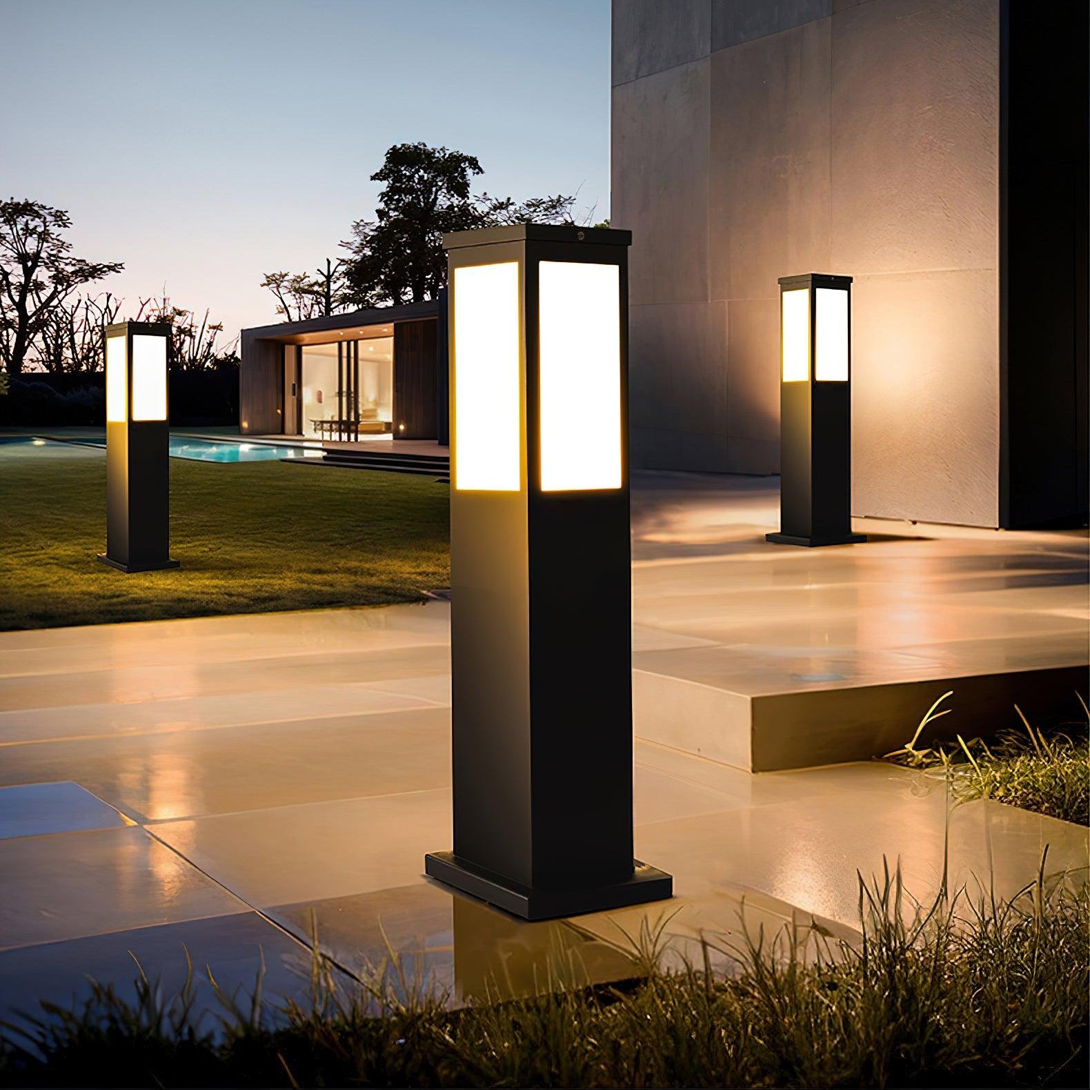 Lumosphere | Modern Elegant Solar Garden Outdoor Bollard Light 6
