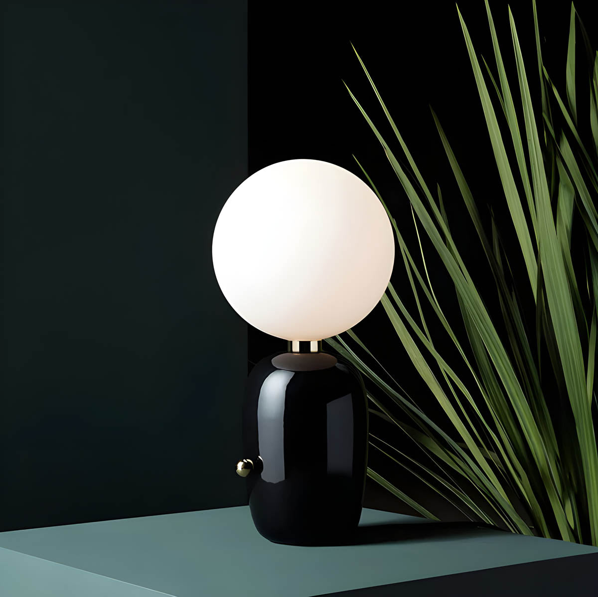 Raisolux | Elegant Modern Metal Table Lamp for Bedroom & Living Room 2