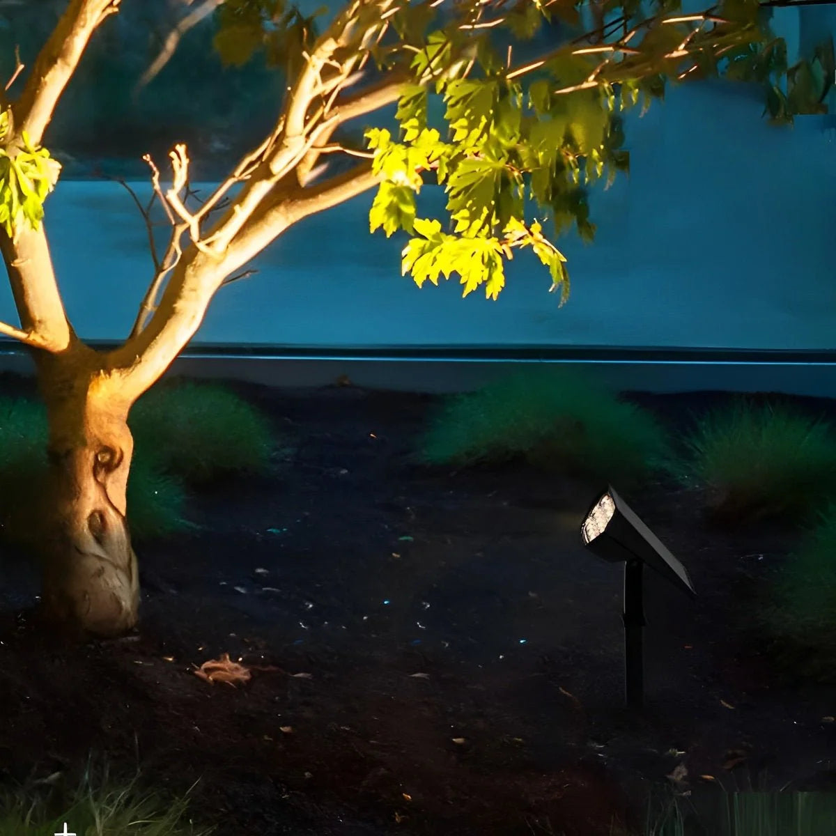 Solar LED Landscape Spotlights - Adjustable Outdoor Lighting with RGB and Warm White Options, Waterproof Design for Gardens and Pathways 3