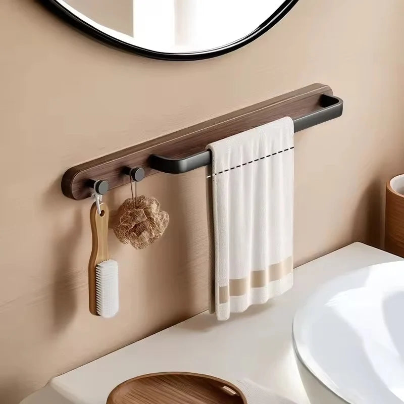 Wooden Wall-Mounted Towel Rail with Integrated Hooks – Modern Bathroom Storage Solution in Warm Wood Finish 2