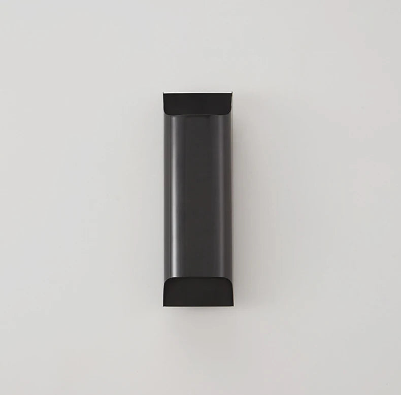 Yrsa Wall Sconce Lighting with Brass Finish and Energy-Efficient LED Illumination 1
