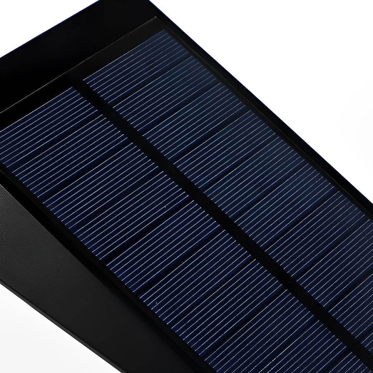 Close-up of the Sunpeak solar spotlight solar panel
