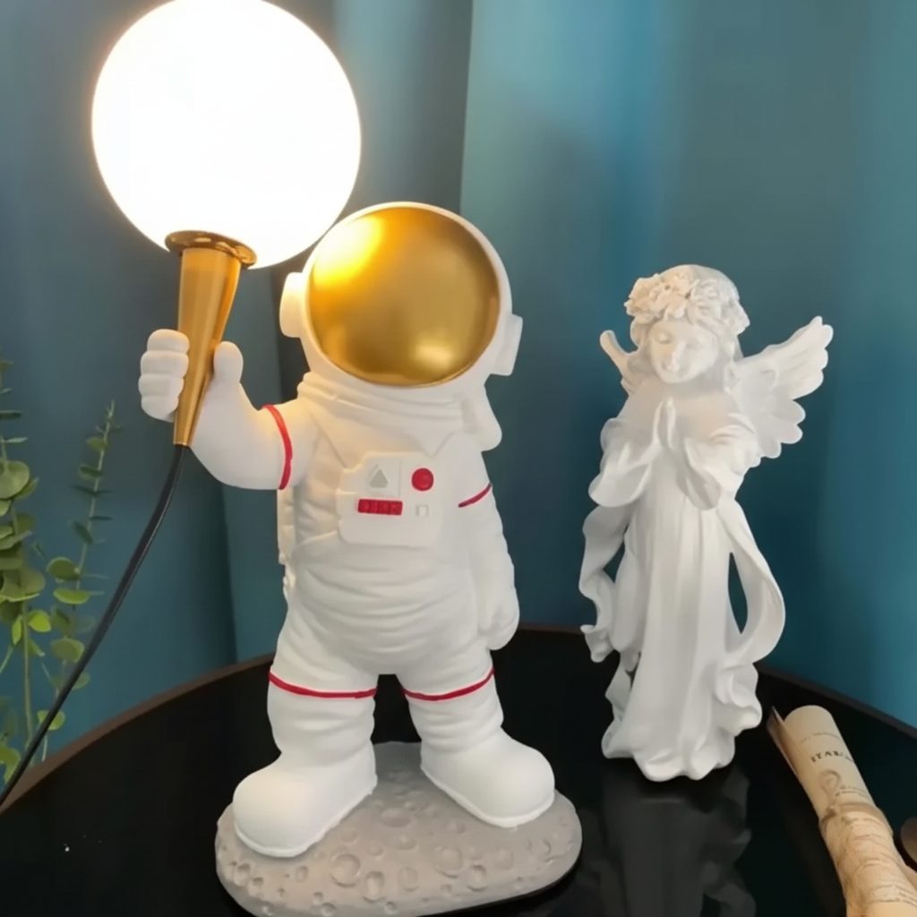 APOLLO Astronaut Table Lamp | Space inspired Night Light