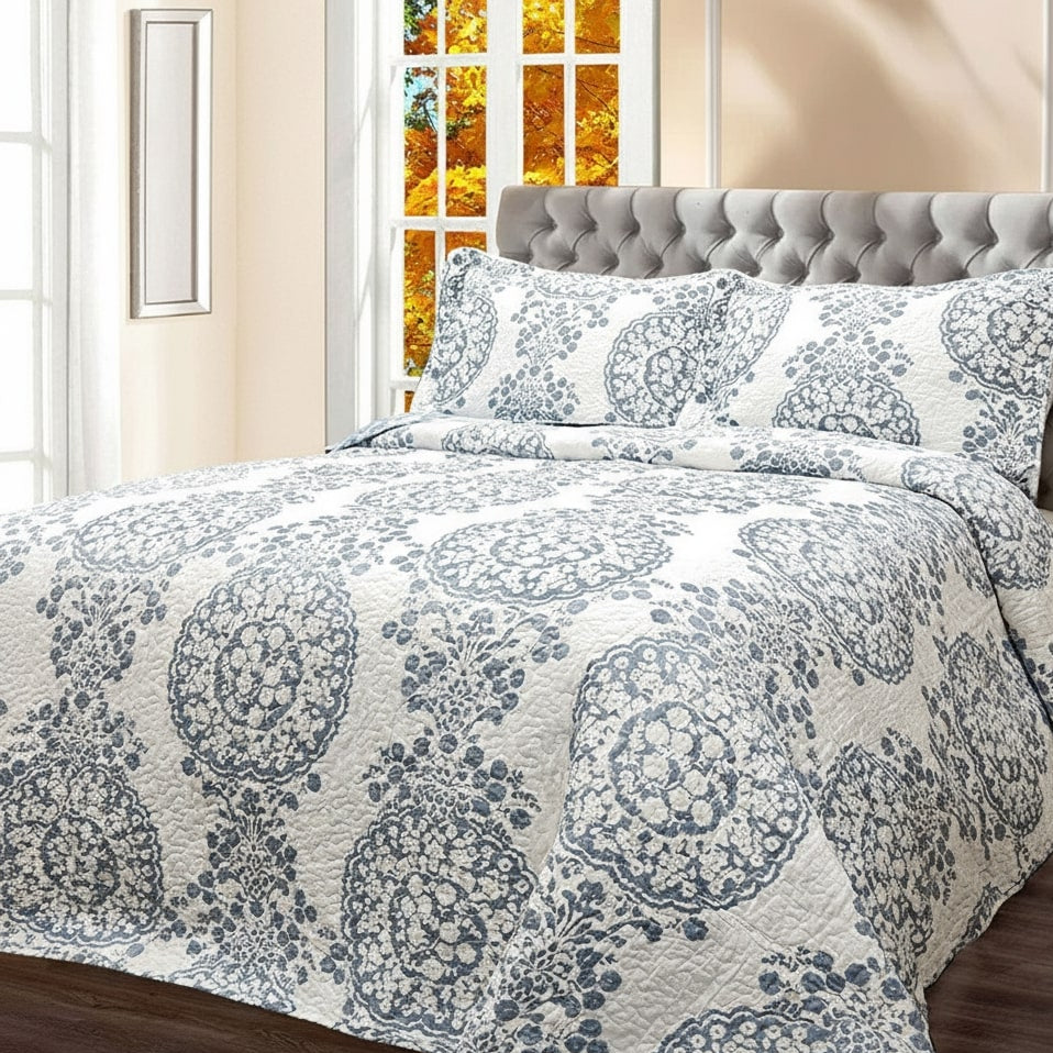 Glowstead Bedding Set | Quilted Printed Cotton Three-Piece Bedding