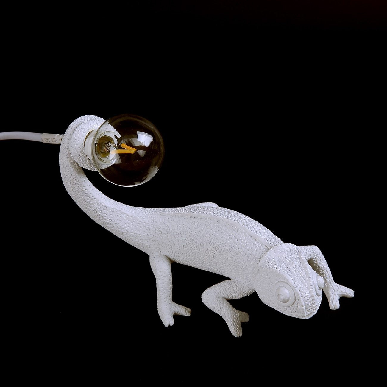 Lizard Table Lamp with Resin Base, Unique Contemporary Design for Bedroom and Living Room 7