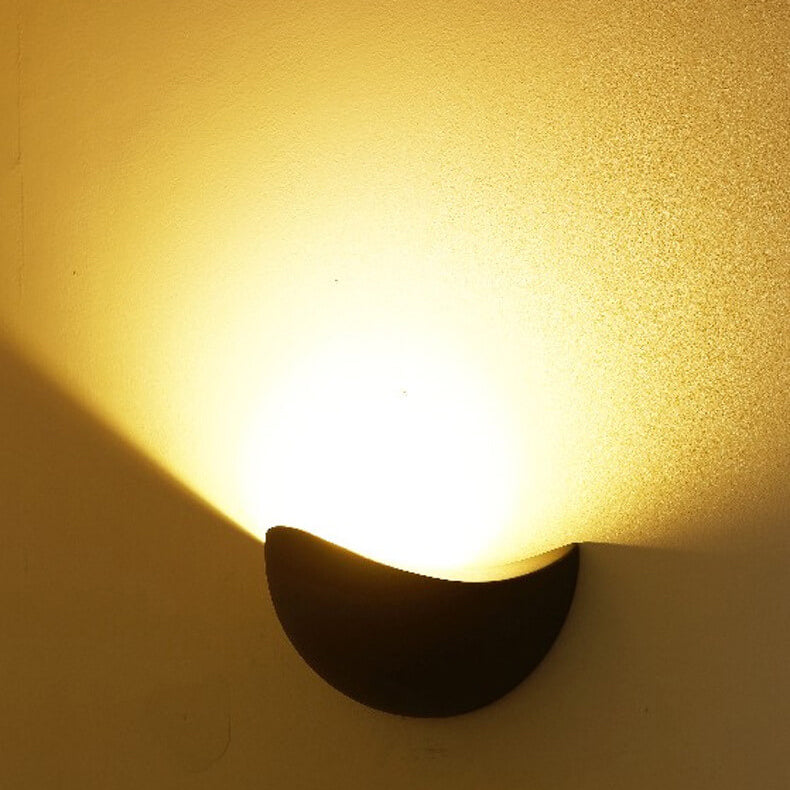 Loka | Sleek Modern Aluminium Wall Lights for Elegant Indoor Illumination 6