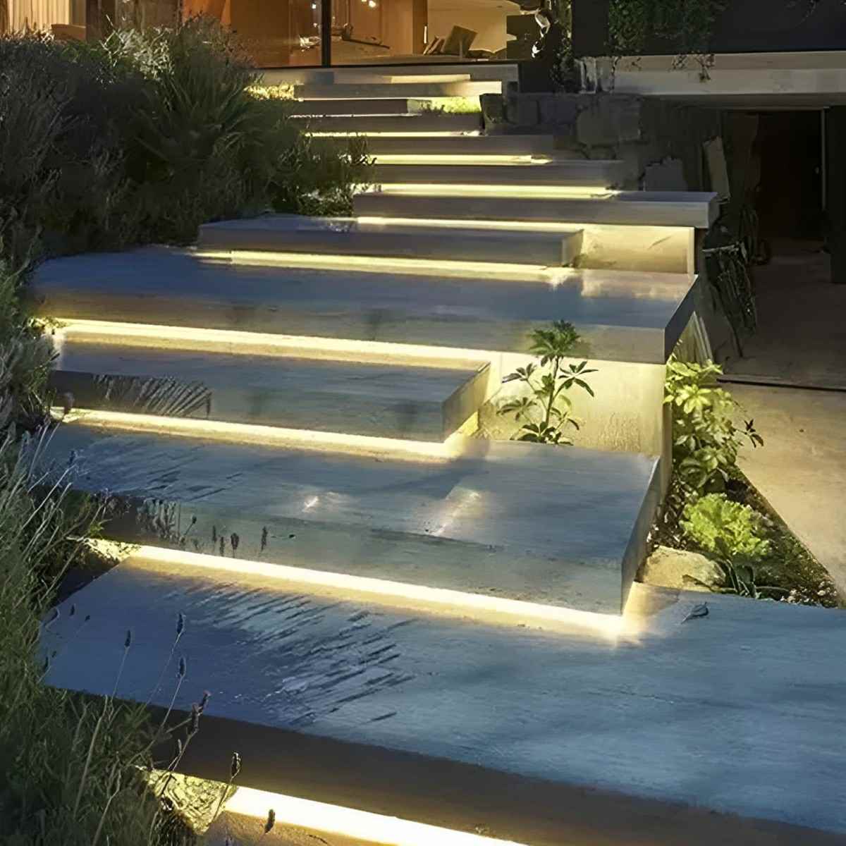 Luma Outdoor LED Rope Light Fixtures with Waterproof Design for Garden Lighting 6