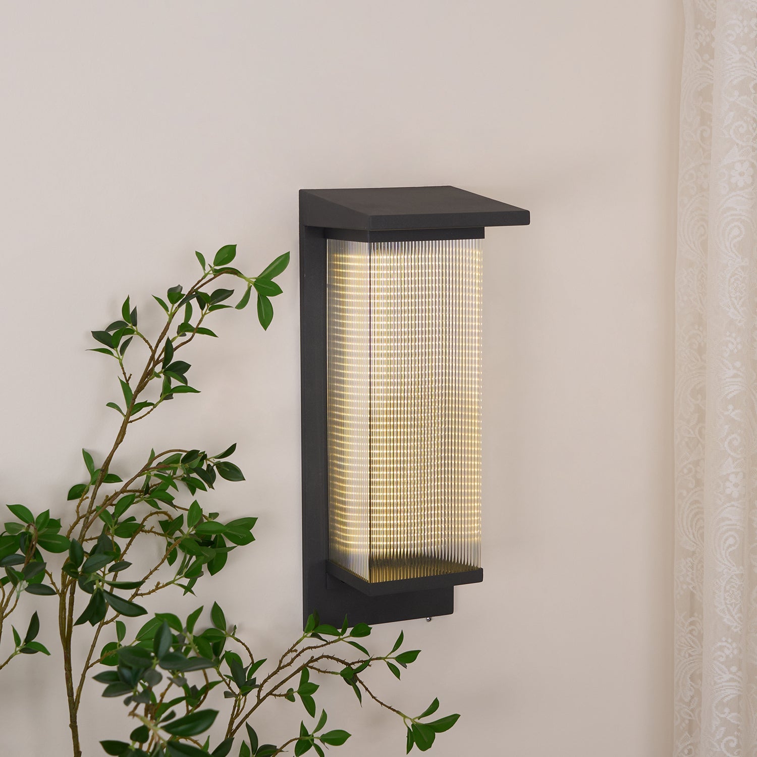 Luminara | Modern Solar Outdoor Wall Lamp with Remote Control 2