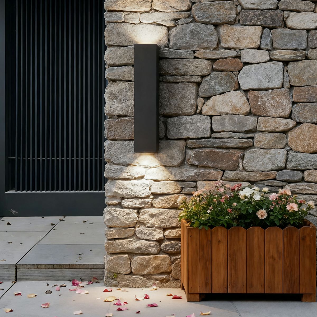 Modern Outdoor Wall Light with IP65 Waterproof Rating – Up and Down LED Exterior Wall Lights for Garden and Patio 3