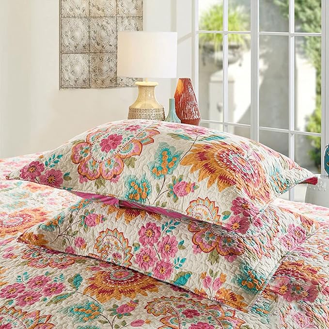 Outpost Summer Bedding Set | Chic Kingsize Cotton Floral Three-Piece Quilted Bedding