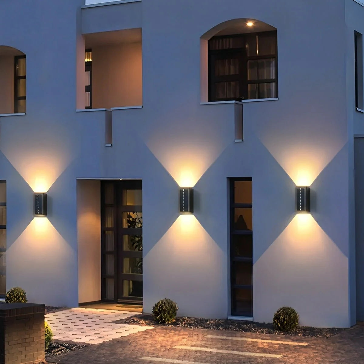 Up Down Solar Wall Light with Dual Direction LED, Remote Control, IP65 Waterproof, Warm White 3000K 2