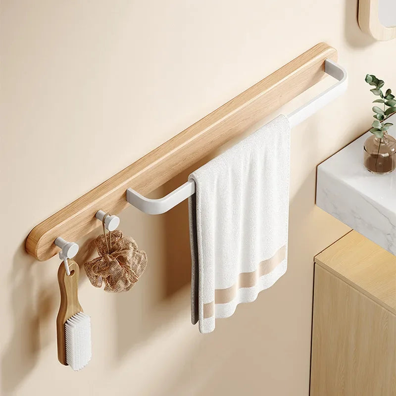 Wooden Wall-Mounted Towel Rail with Integrated Hooks – Modern Bathroom Storage Solution in Warm Wood Finish 1