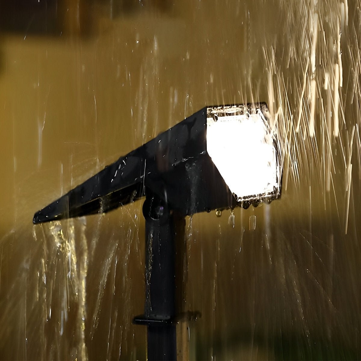 Sunpeak waterproof solar spotlight working in heavy rain